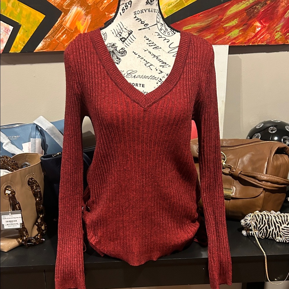 Yoki Red V-Neck Ribbed Sweater size XL like new